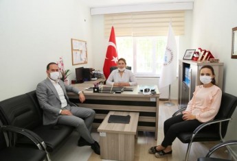 Belediye Başkanı Özdemir'den Türkiye Sakatlar Derneği Niğde Şubesi'ne ziyaret