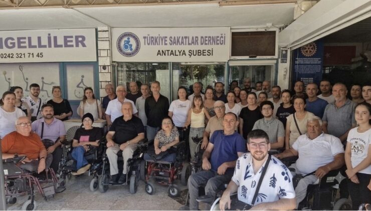 TSD Genel Başkanı Şükrü Boyraz, TSD Antalya Şubesi’nde Üyelerle Buluştu.